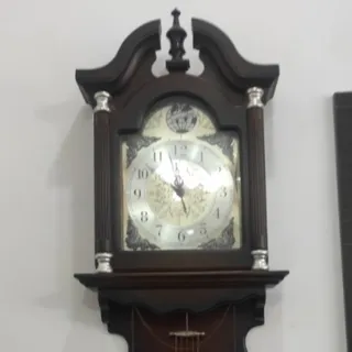 ساعت دیواری
