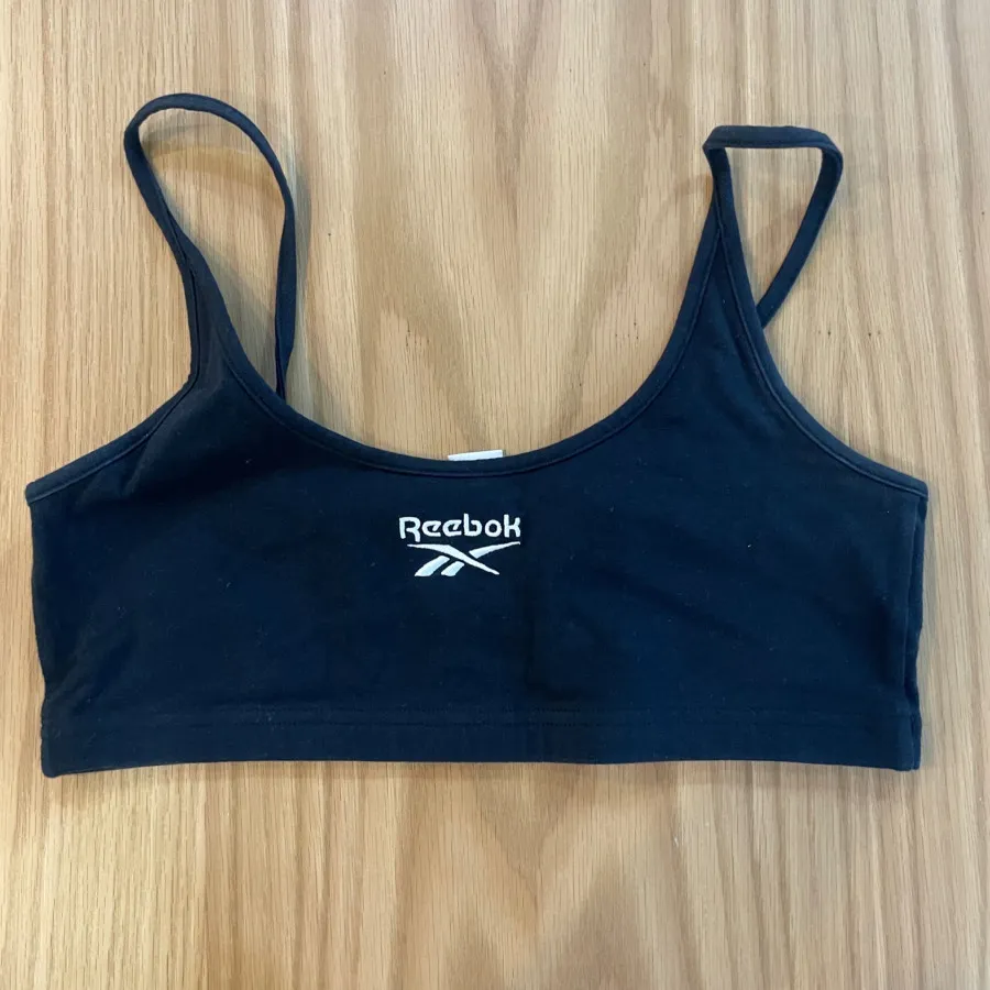 نیم تنه reebok