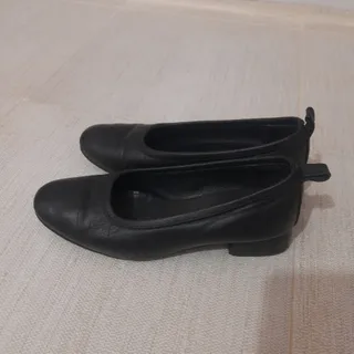 کفش چرم مشکی زنانه