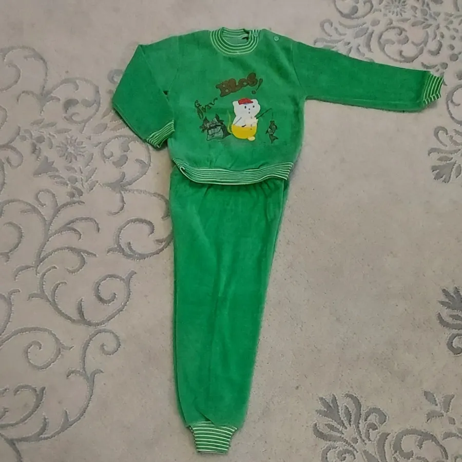 بلوز و شلوار بچگانه