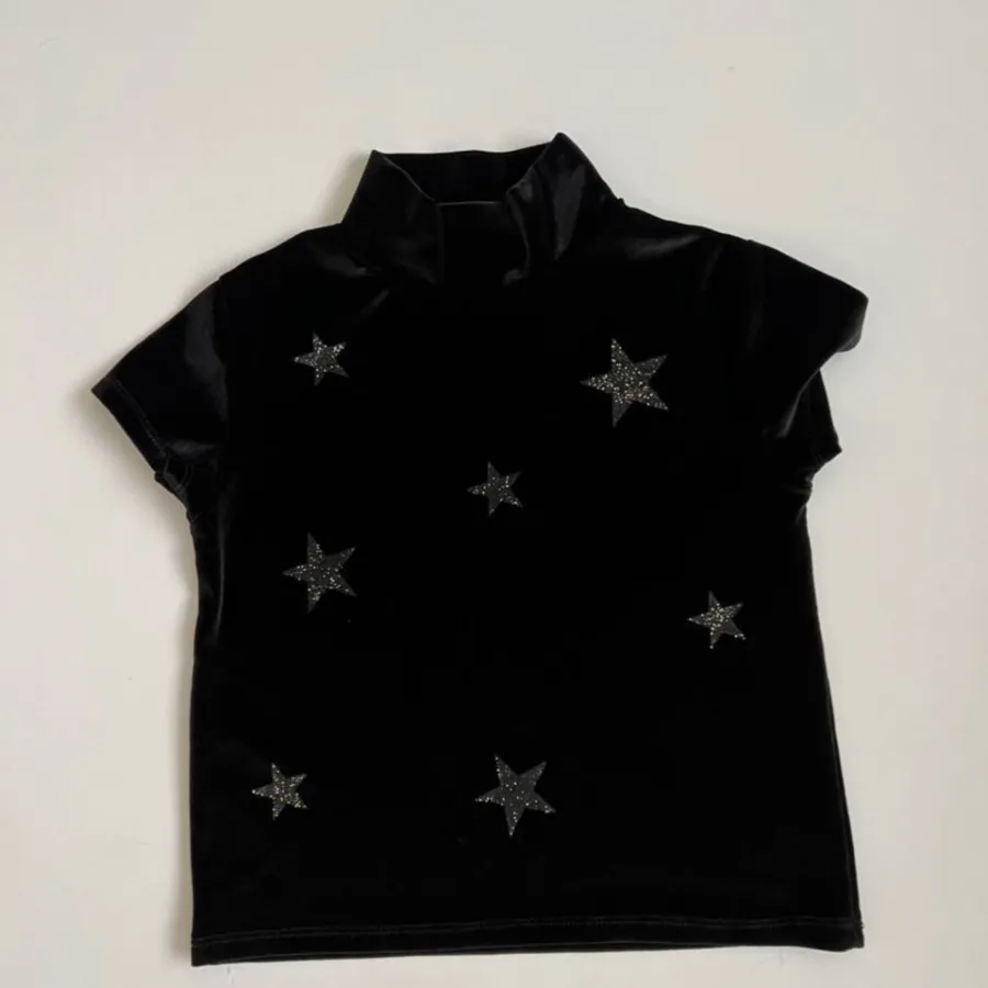 بلوز مخمل Zara