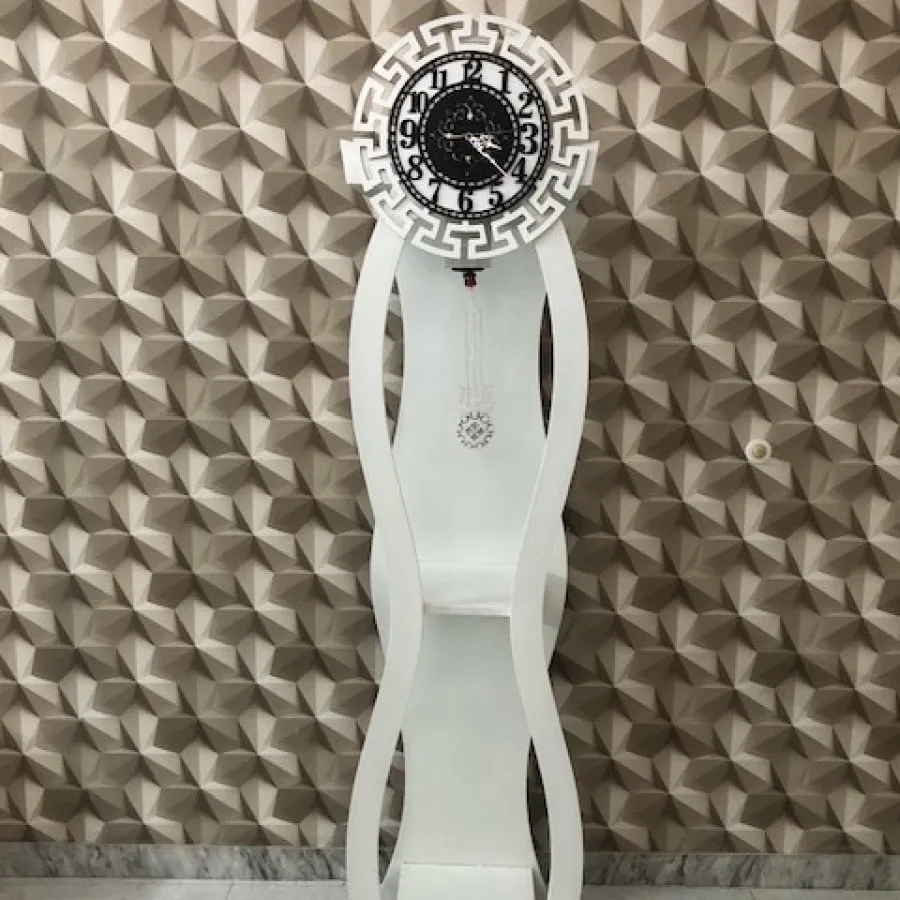 ساعت  ایستاده مدرن