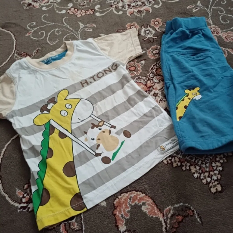 تیشرت شلوارک زرافه