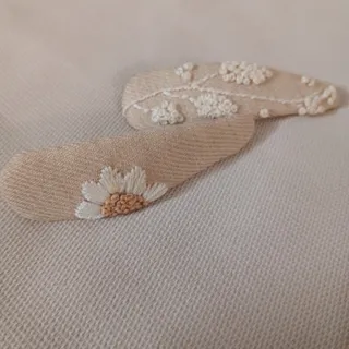 گیره تق تقی بابونه
