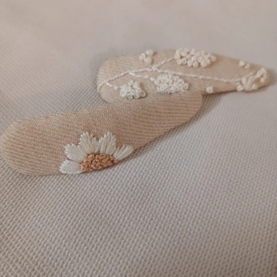 گیره تق تقی بابونه