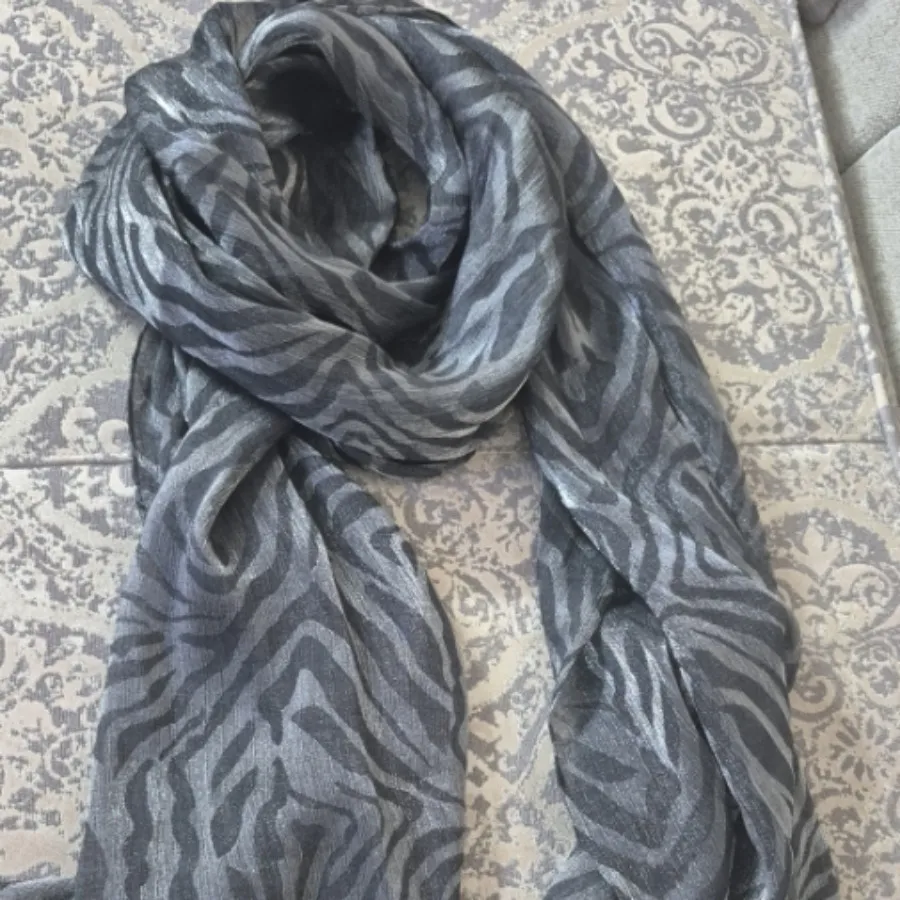 شال حریر نخ