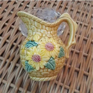 پارچ کوچک قدیمی