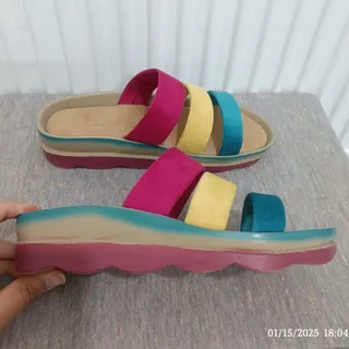 دمپایی روفرشی زنانه زرپای