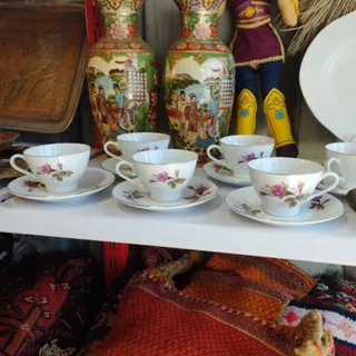 فنجان ونعلبکی گل غنچه