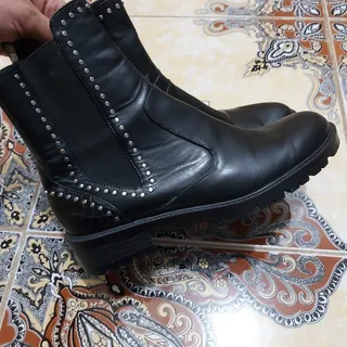 نیم بوت زارا