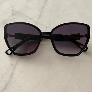 عینک افتابی گربه ای