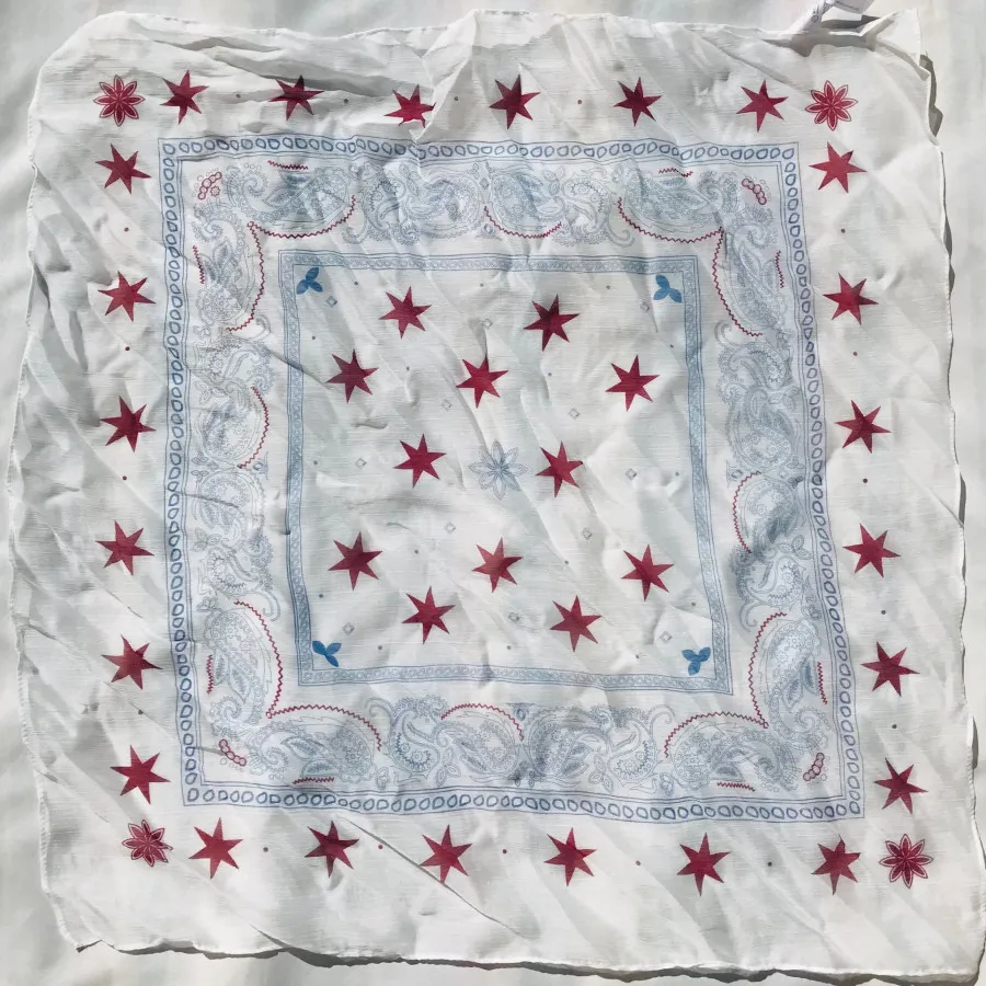 مینی اسکارف دستمال گردن د