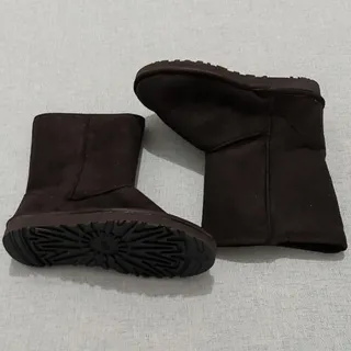 بوت (آگ) H&M