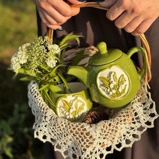 قوری گل موگه