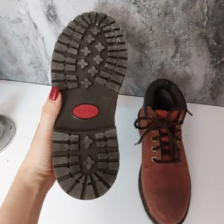 نیم بوت خارجی