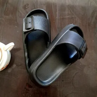 دمپایی زنانه