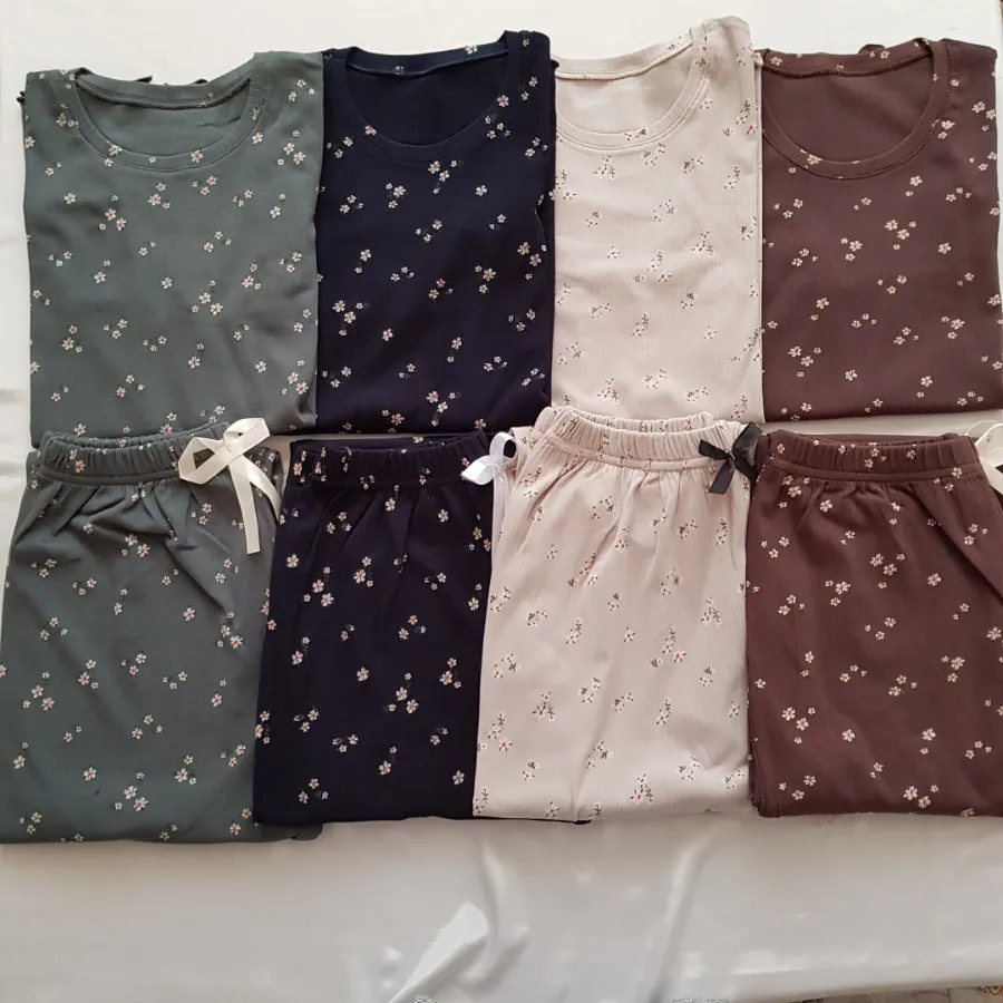 ست تیشرت و شلوار گل ریز?