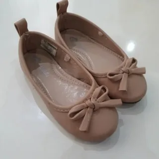 کفش عروسکی السی وایکیکی