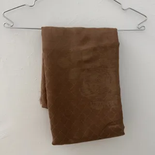 شال قهوه ای