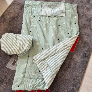 ست لحاف و رو تشکی