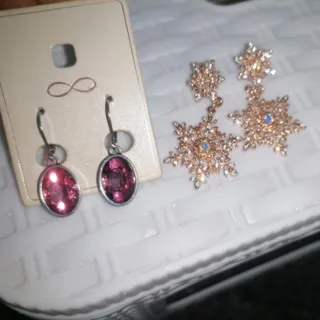 دوتا گوشواره