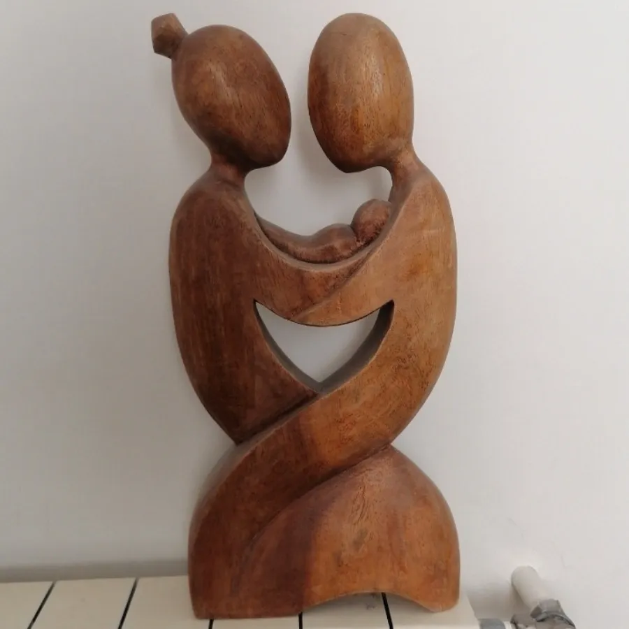 مجسمه وارداتی چوبی