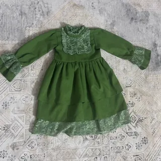 پیراهن دخترانه