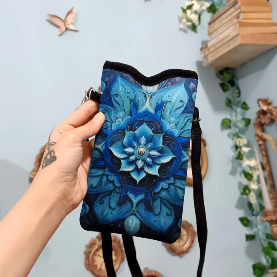کیف موبایل و کارت رنگ آبی