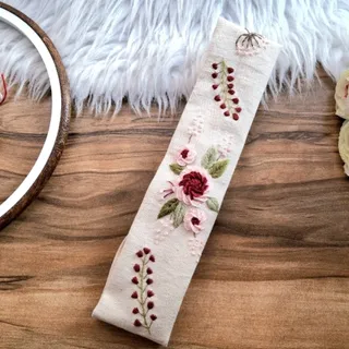 هدبند گلدوزی‌شده