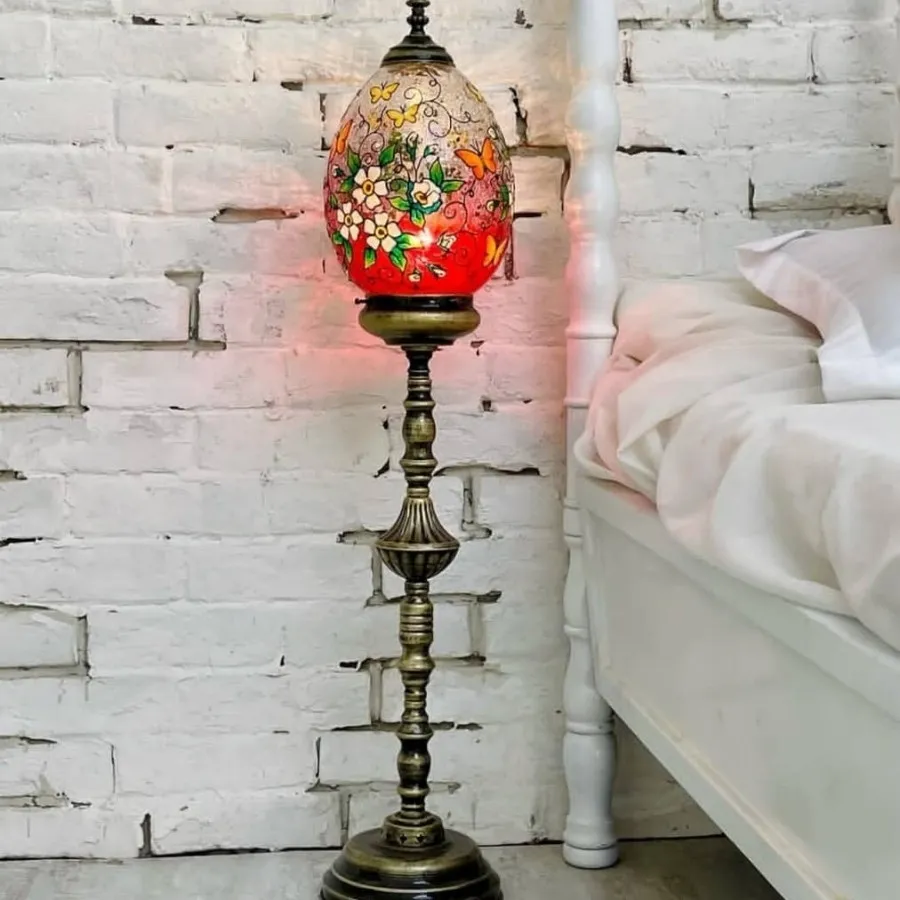 آباژور کنار مبلی