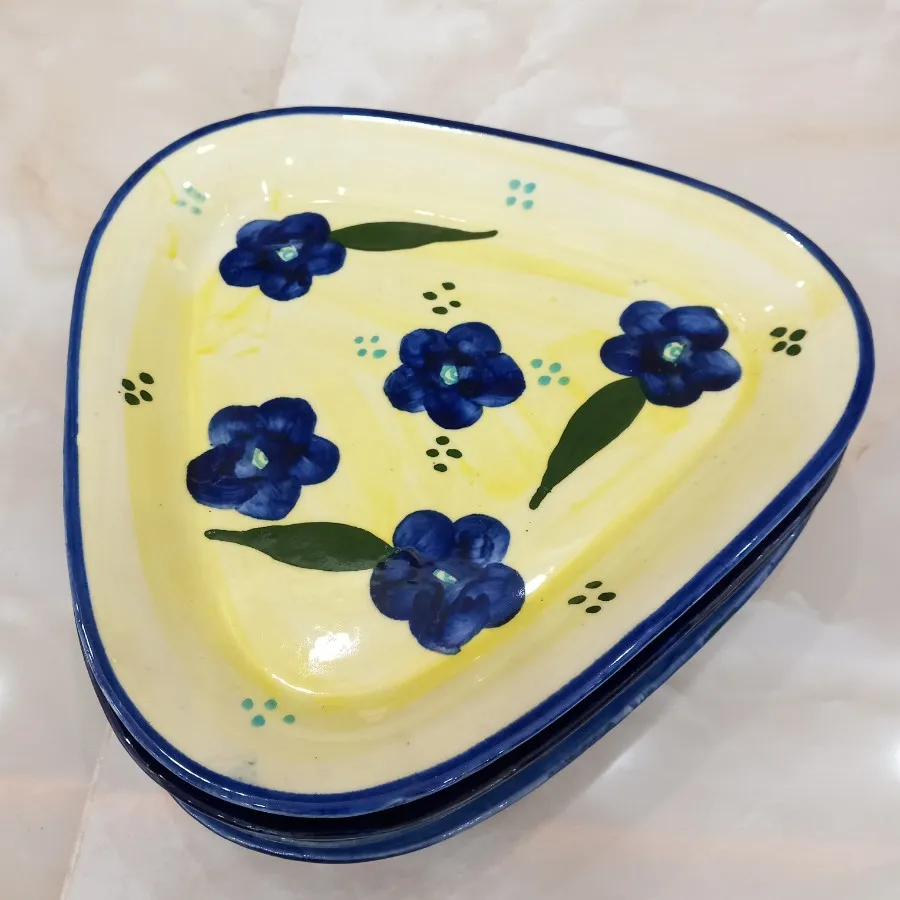 شیرینی خوری
