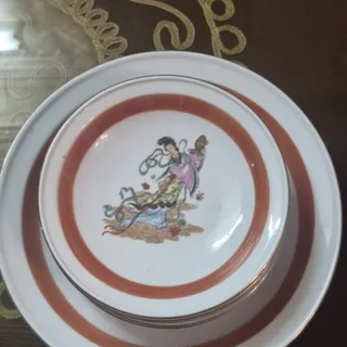 کمپوت خوری