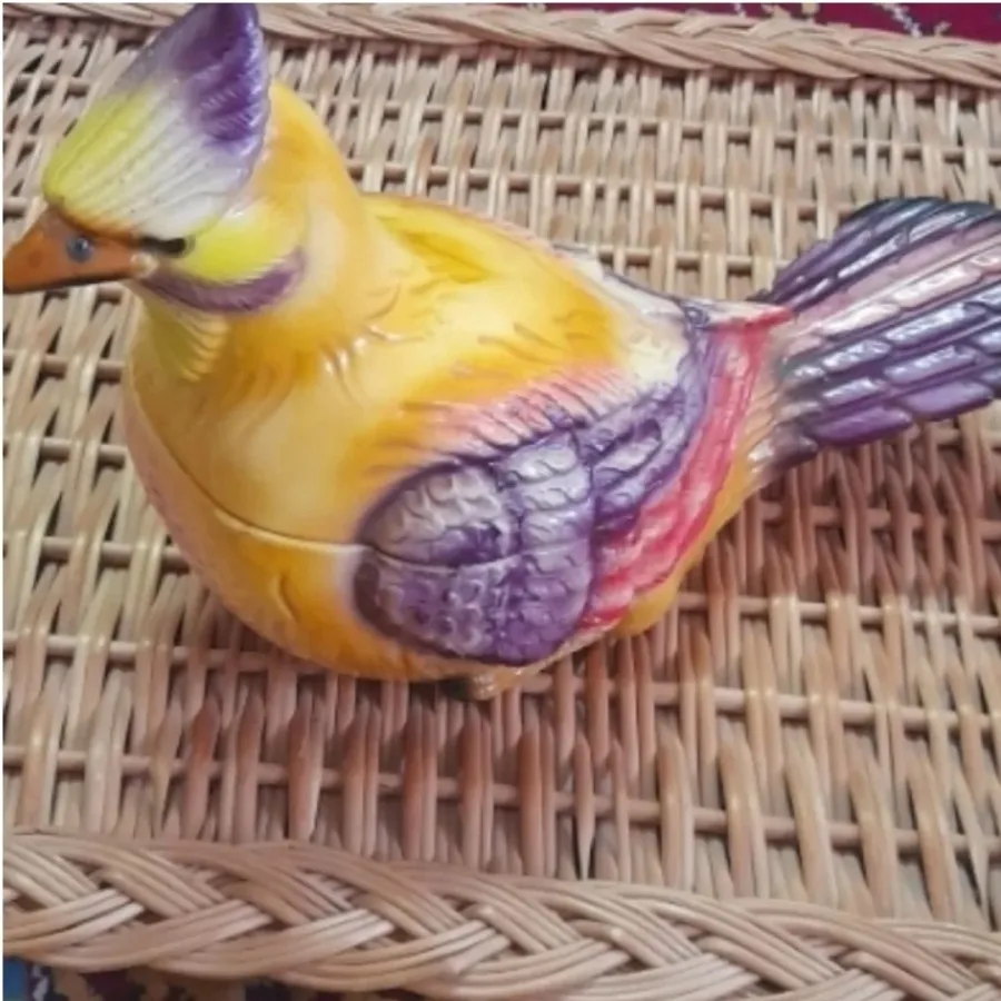 شکلاتخوری قدیمی