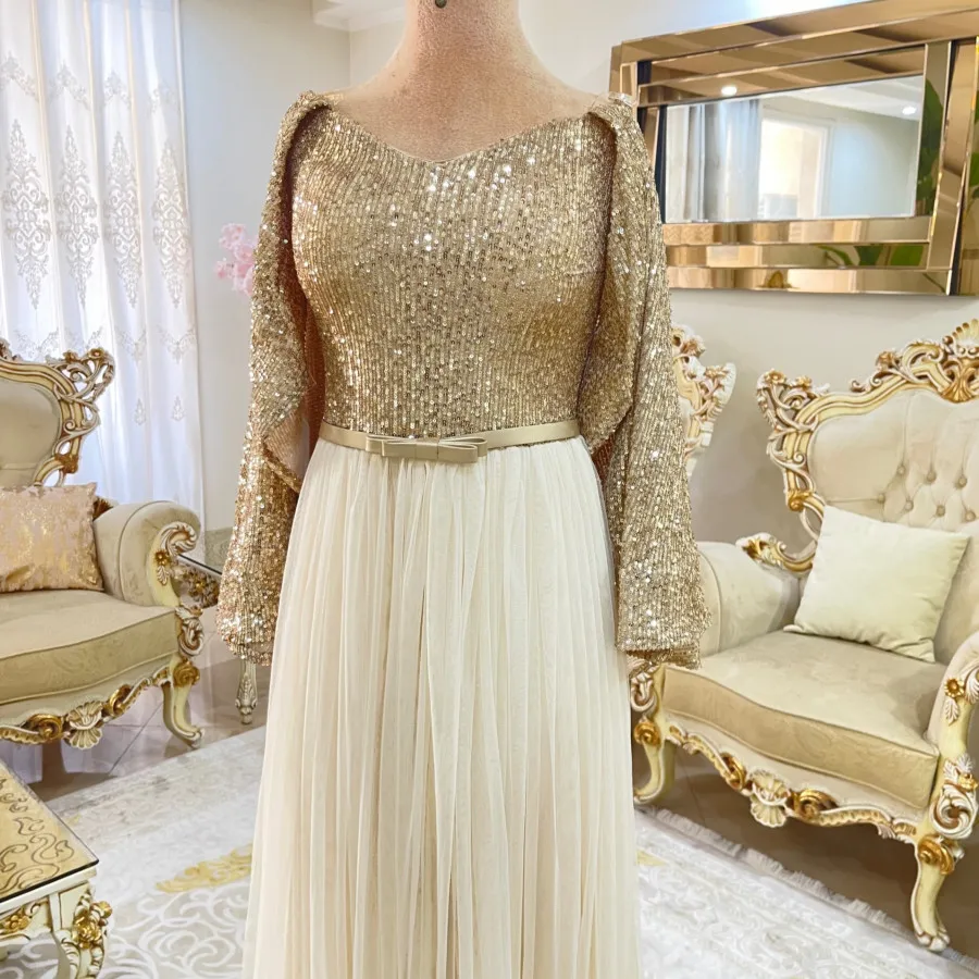 لباس مجلسی طلایی