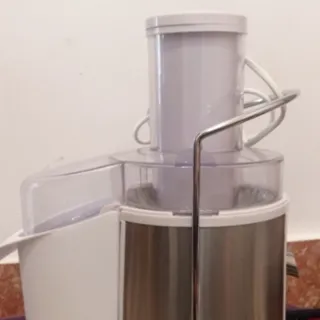 آبمیوه گیری آکیلیس