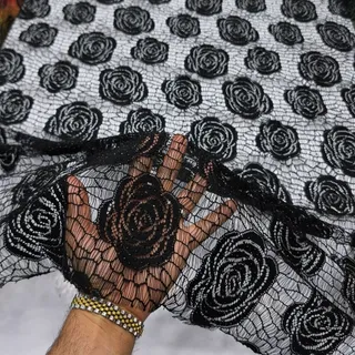 دانتل گل مخمل سنگ دار
