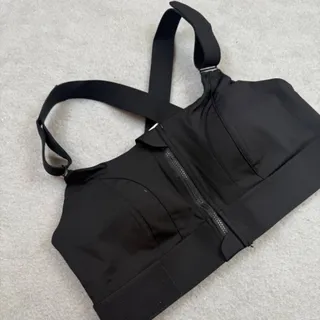 نیم تنه ورزشی