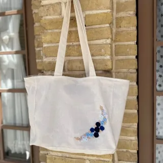 توت بگ طرح گلدوزی