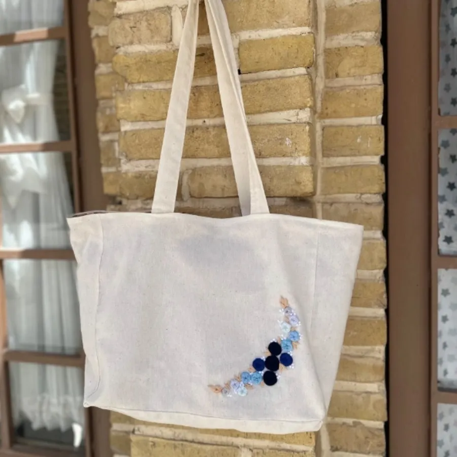 توت بگ طرح گلدوزی