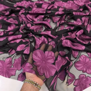 حریر براسو سیلک گل برجسته