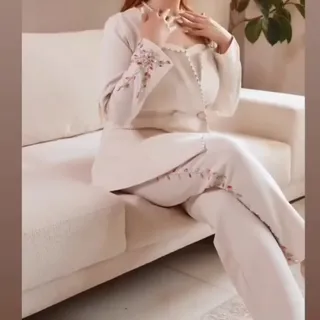 کت و شلوار سنگدوزی شده