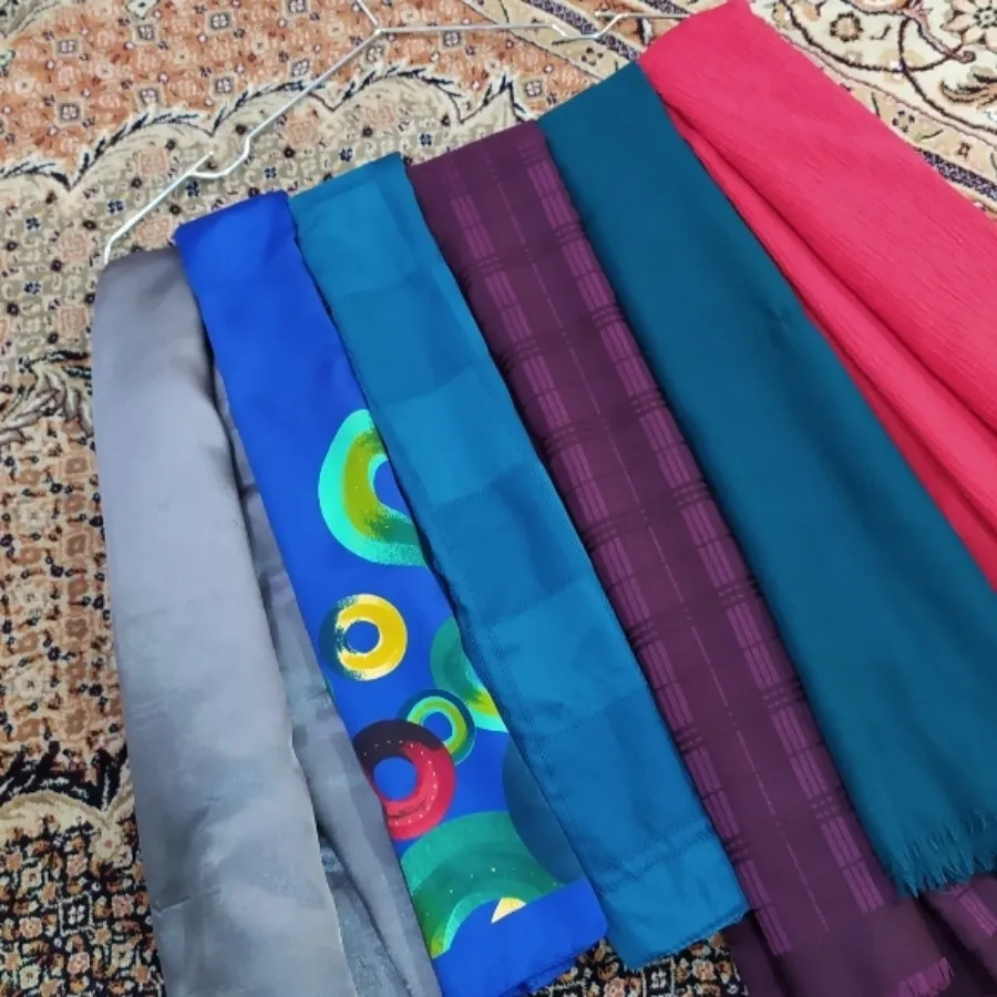 شال . روسری