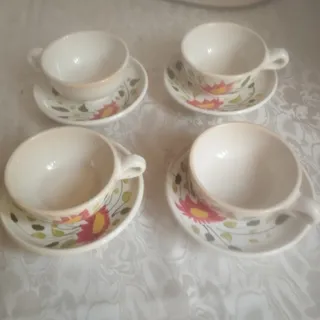 4 عدد فنجان و نعلبکی سفال