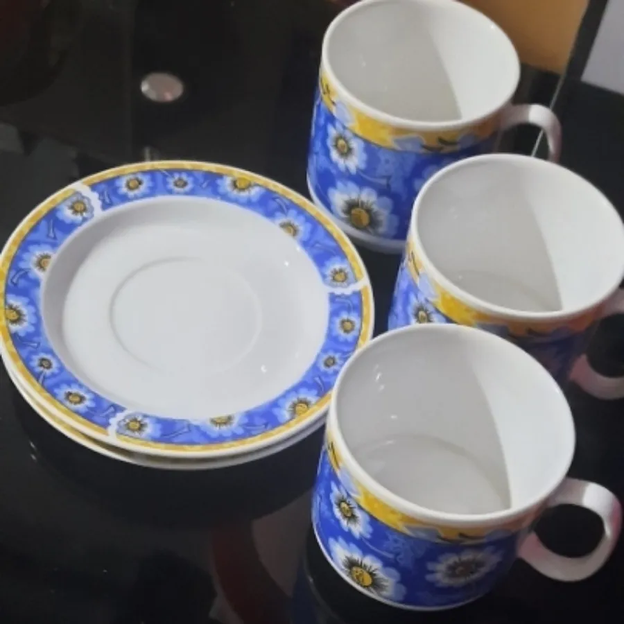 فنجان و نعلبکی