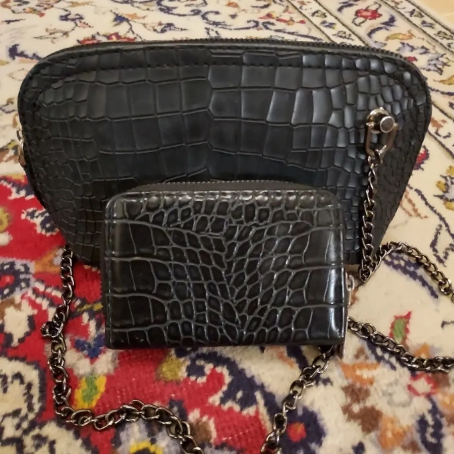 کیف زنجیری پوست ماری