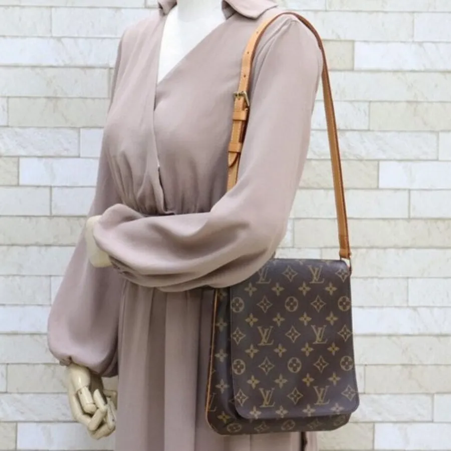کیف قهوه ای لویی ویتون LV