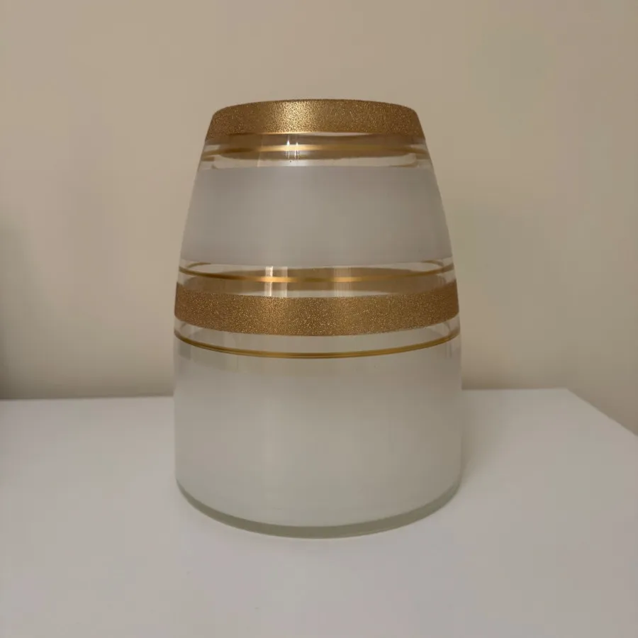 گلدان شیشه ای