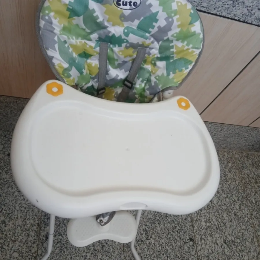 میز غذاخوری کودک
