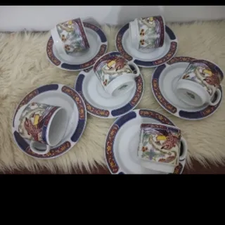 فنجون نعلبکی