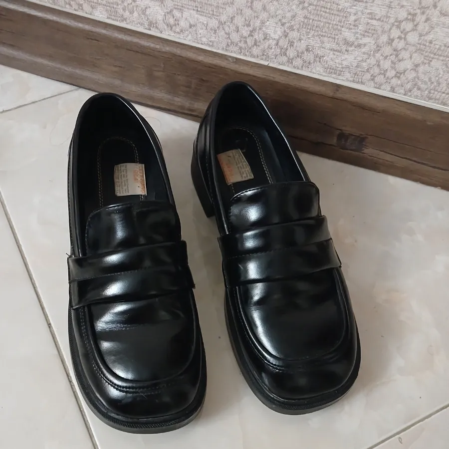کفش لوفر